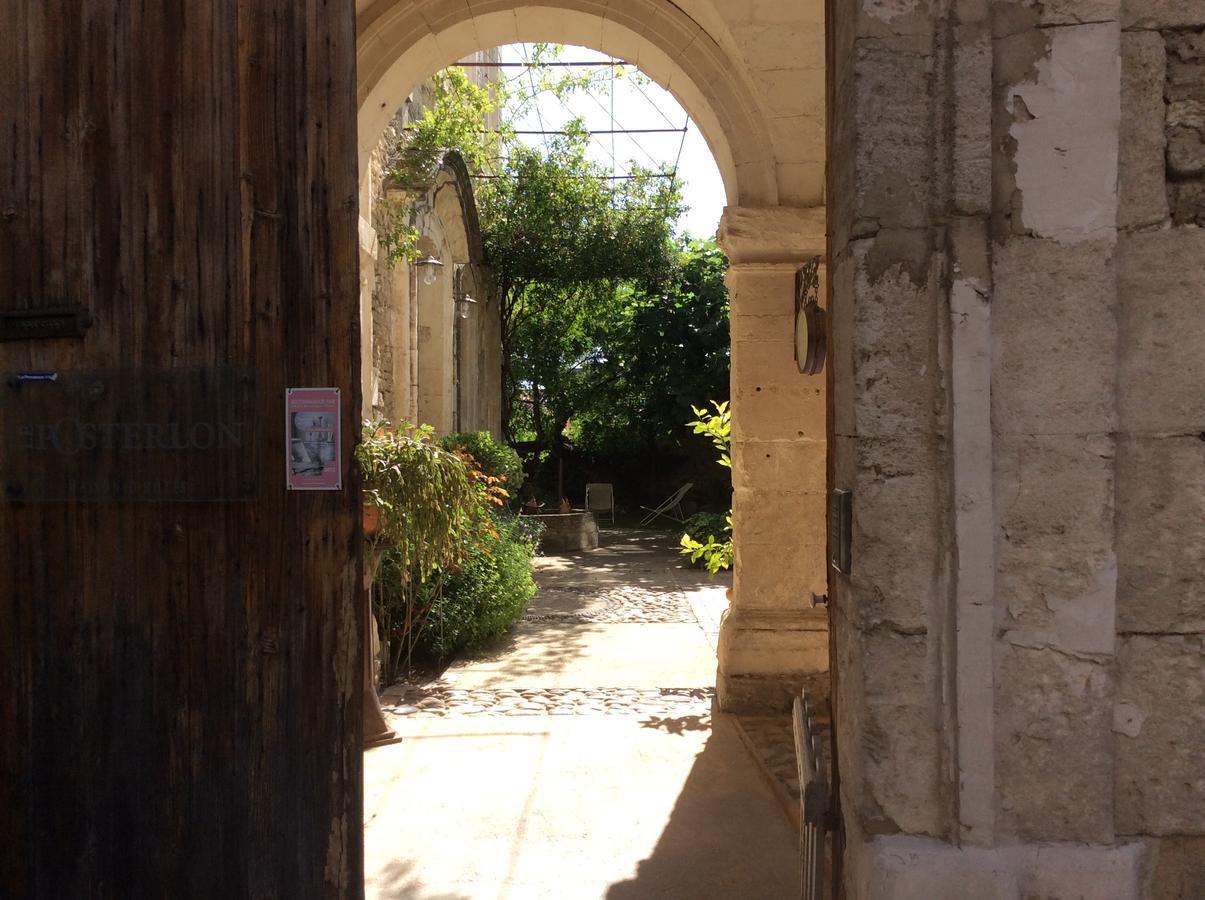Bed and Breakfast Le Posterlon Caumont-sur-Durance Экстерьер фото